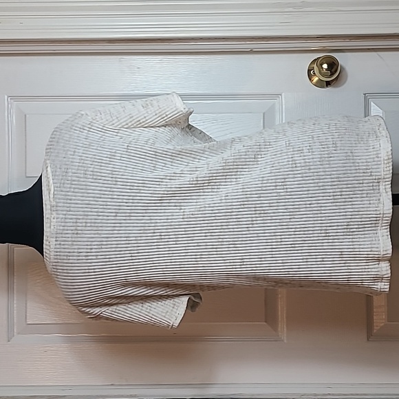 Kenneth Cole Ribbed Blouse - Picture 4 of 9